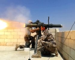 الثوار ينسفون 10 عناصر للنظام بصاروخ مضاد للدروع غرب حلب