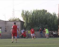سوريون يلعبون كرة القدم في أخطر مدن العالم