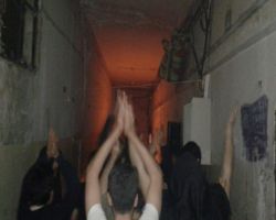 عودة الاستعصاء لسجن حماة المركزي. والسجناء يسيطرون على كامل السجن ويصلون إلى باب القيادة