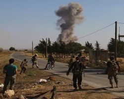 نشرة أخبار سوريا- تحرير أجزاء واسعة من قرية حربل شمال حلب من يد تنظيم الدولة، وإلقاء القبض على ٣ عناصر من التنظيم يرتدون أحزمة ناسفة في بلدة كفر تخاريم في إدلب -(7_9_2015)