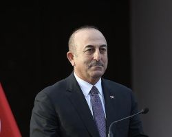 جاويش أوغلو: لجنة صياغة الدستور السورية ستنطلق قريباً