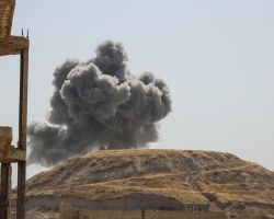 قصف جوي لا يهدأ على ريفي إدلب وحماة .. ضحايا وجرحى مدنيون جراء القصف 
