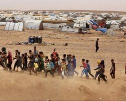تأجيل إرسال قافلة مساعدات إنسانية إلى مخيم الركبان