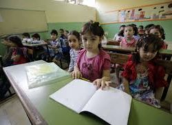 تركيا: نسعى لتوظيف 4200 مدرس لتعليم السوريين اللغة التركية