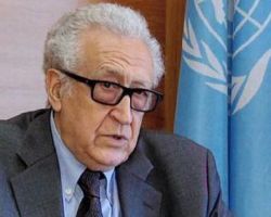 الأمم المتحدة تطلب من الرياض استقبال الأخضر الإبراهيمي