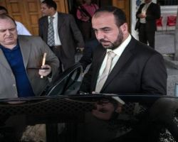 المعارضة السورية تستعد لجنيف: تغييرات بالوفد واقتراح 