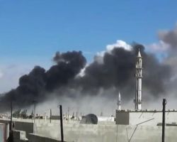 نشرة أخبار سوريا- 15 عنصراً من تنظيم الدولة يسلمون أنفسهم للمجاهدين في القلمون بريف دمشق، والطيران الروسي يخرج عن صمته ويخرق الهدنة بقصفه عدداً من المناطق في سورية -(28_2_2016)