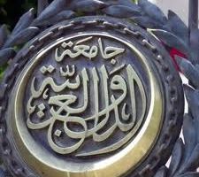 شعب يقتل.. والعرب في بروتوكول التوقيع