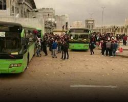الدفعة الخامسة من مهجري الوعر تستعد للخروج إلى جرابلس