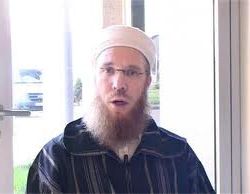 بشر القاتل بالقتل