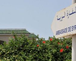 المغرب يطرد السفير السوري من الرباط.. وأنباء متضاربة حول انشقاقه