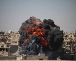 درعا تئن تحت وطأة القصف.. أكثر من 50 برميلاً متفجراً خلال يوم واحد