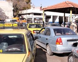 على خلفية أزمة المحروقات.. موالون للنظام يشتمون 