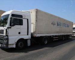 55 شاحنة مساعدات أممية تدخل إدلب 
