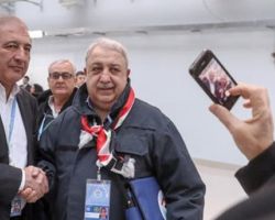 أربعة ملايين ليرة تركية لمن يسلم 