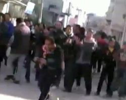 عشرات الآلاف من المحتجين الملاحقين أمنياً في سوريا يواجهون التشرد والبطالة