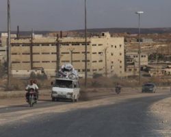 نشرة أخبار سوريا- لليوم الثالث على التوالي.. الـ PYD تساند قوات النظام في قطع طريق الكاستيلو في حلب، والزعبي: 80 ألف مقاتل إيراني في سوريا -(18-5-2016)