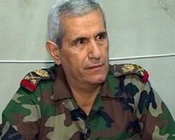 انشقاق رئيس هيئة الإمداد والتموين بالجيش السوري و الأسد مناشداً 