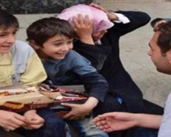 بائع البسكويت