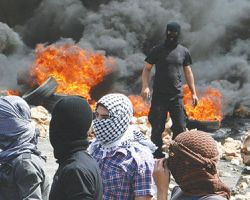 4 مدن سورية تحت القصف.. والحريري يتهم الأسد بتصدير المعركة إلى لبنان