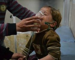 قوات النظام تستهدف دوما بالغازات السامة، وحالات اختناق في صفوف المدنيين