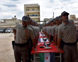 نشرة أحبار سوريا- تخريج دفعة جديدة من الشرطة الحرة شمال حلب، وفيضانات مرعبة تجرف شوارع دمشق -(27-4-2018)