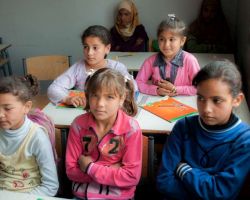 لبنان يسمح للطلبة السوريين بالدراسة في مدارسه.. والأمم المتحدة تتحمل التكاليف 