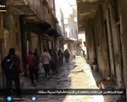 مقتل 8 عناصر للنظام في اقتحام لمقاتلي جيش الإسلام على بساتين برزة