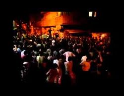أخبار يوم الأحد 14-8-2011م