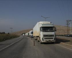 دخول قافلة مساعدات إنسانية إلى مدينة إدلب