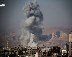 قصف جوي ومدفعي يوقع 10 شهداء في الغوطة الشرقية
