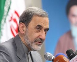 مستشار خامنئي: حزب الله لن يخرج من سوريا