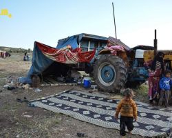 الأمم المتحدة: فرار أكثر من 300 ألف سوري نحو الحدود التركية