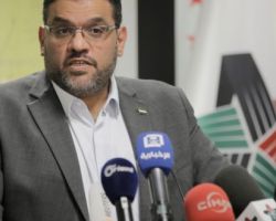 رئيس الائتلاف الوطني: الثورة مستمرة، و ثوار حلب لن ينسحبوا منها 