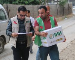 IHH التركية تعتزم تقديم مساعدات غذائية لمليون سوري خلال شهر رمضان