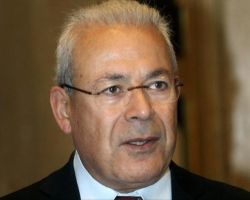 برهان غليون: لهذا نجحت الثورة السودانية وتعثرت نظيرتها السورية