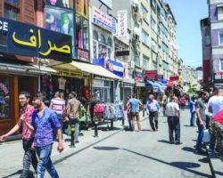 تقرير رسمي يكشف الأثر الإيجابي للسوريين على الاقتصاد التركي، ويرجح استقرارهم في تركيا