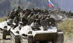 تعزيزات عسكرية روسية في سوريا وإقرار بعدم إمكانية حماية الأسد