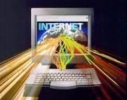 كلينتون تحذّر شركات الإنترنت من مساعدة الأنظمة القمعية