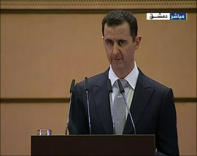 الأسد يتعهد بالإصلاح ويهاجم الجامعة