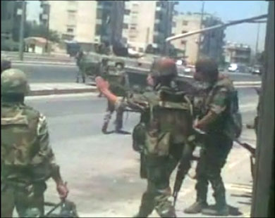 قصف على حمص وتهدئة بالزبداني