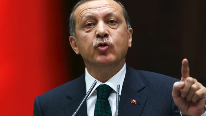 أردوغان: نحن لا نطمع بحبة تراب من الأراضي السورية