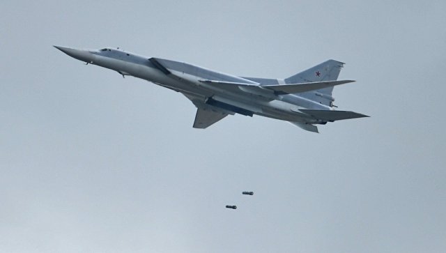 روسيا تجرب قاذفات بعيدة المدى لقصف داعش في دير الزور
