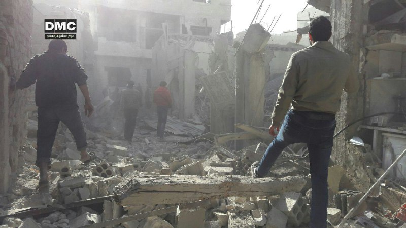 21 شهيداً من المدنيين بقصف قوات النظام على الغوطة الشرقية