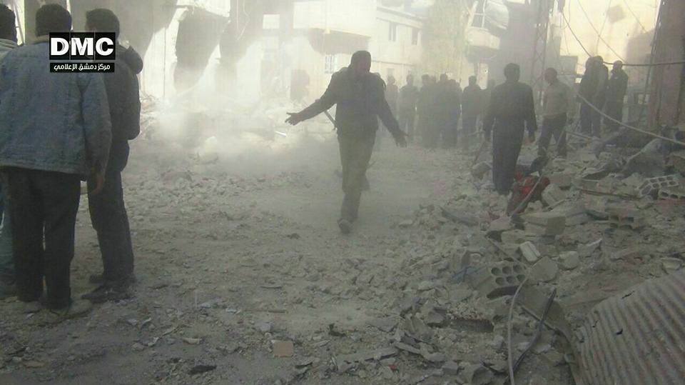 نشرة أخبار سوريا- قوات النظام تمطر مناطق الغوطة بالقذائف المدفعية، والمجلس الإسلامي يحذر من تقدم داعش والنظام في ريفي حلب وحماة -(14-12-2017)