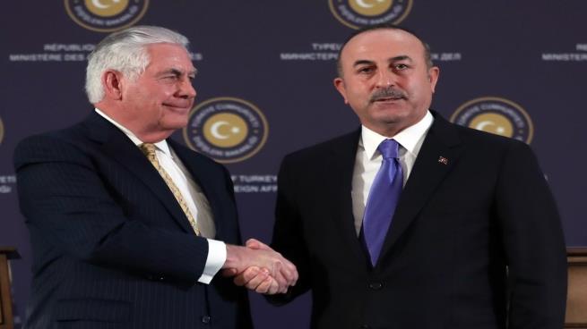 تدهور العلاقات الأميركية - التركية وتضارب المصالح في سورية