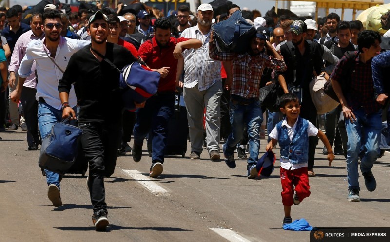 الهلال الأحمر التركي: نصف السوريين في تركيا لن يعودوا إلى بلدهم لهذا السبب ..