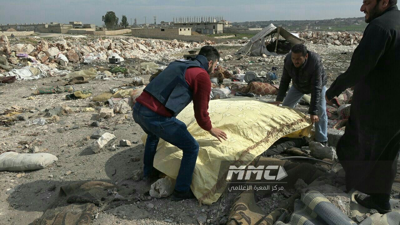نشرة أخبار سوريا- غارات روسية تتعمد استهداف مخيم للنازحين بريف إدلب ، وغصن الزيتون تقترب من مناطق النظام شمال حلب -(20-3-2018)