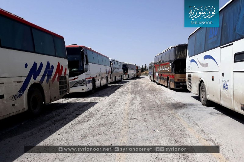 نشرة أخبار سوريا- الدفعة الأولى من مهجري جنوب دمشق تصل شمال حلب، والائتلاف يحذر من خطط التغيير الديموغرافي شمال حمص -(4-5-2018)