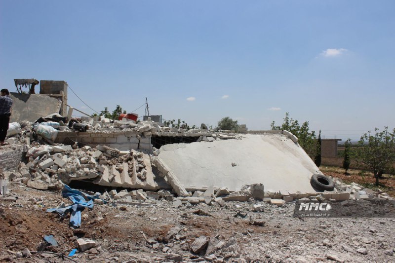 مجزرة روسية تخلف 10 شهداء جنوبي إدلب
